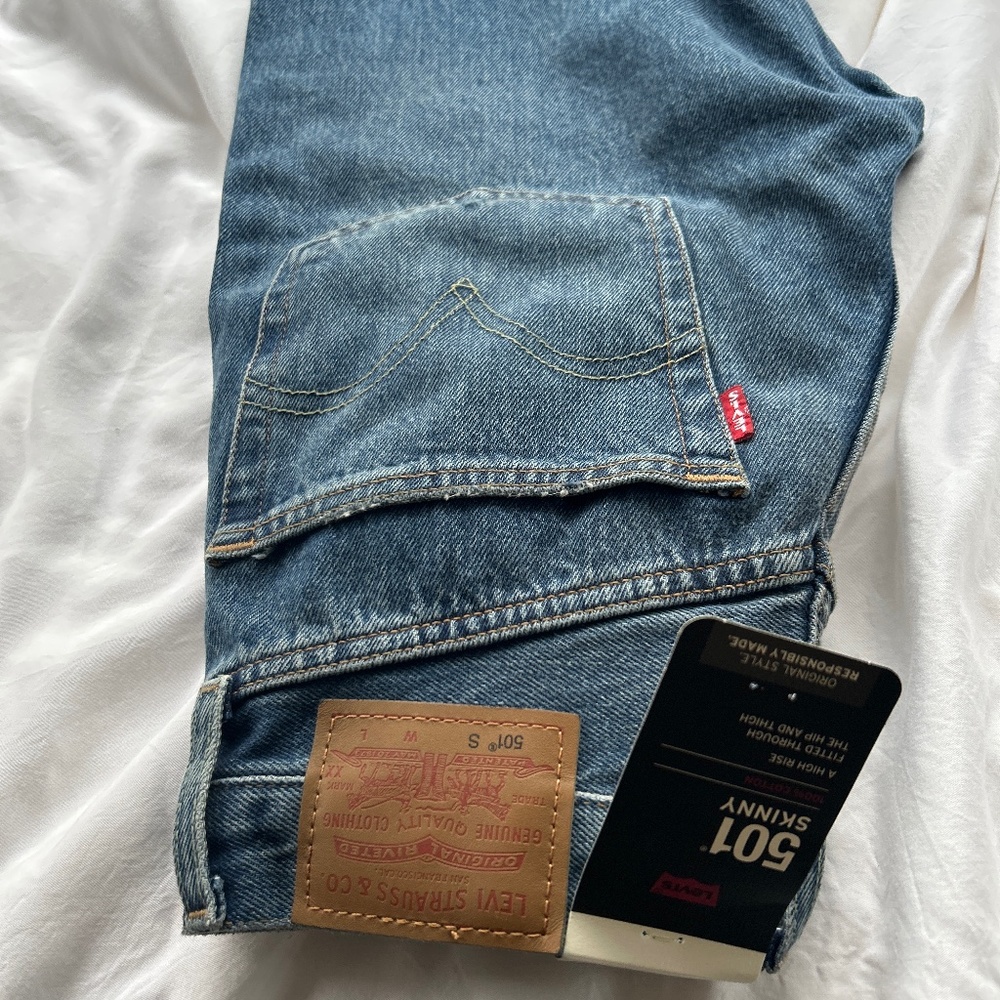 501® Skinny Women's Jeans / Color: Mended Ways  / Size: 24W x 28L